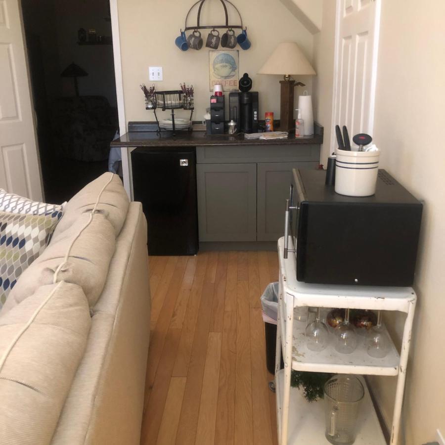 フレデリックスバーグ Dry Creek Bed & Breakfast エクステリア 写真
